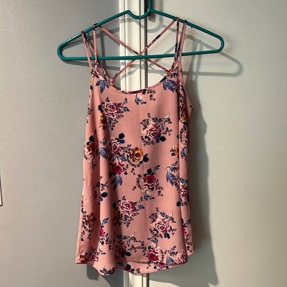 Pink Rose: light pink floral tank top - Picture 3 of 5